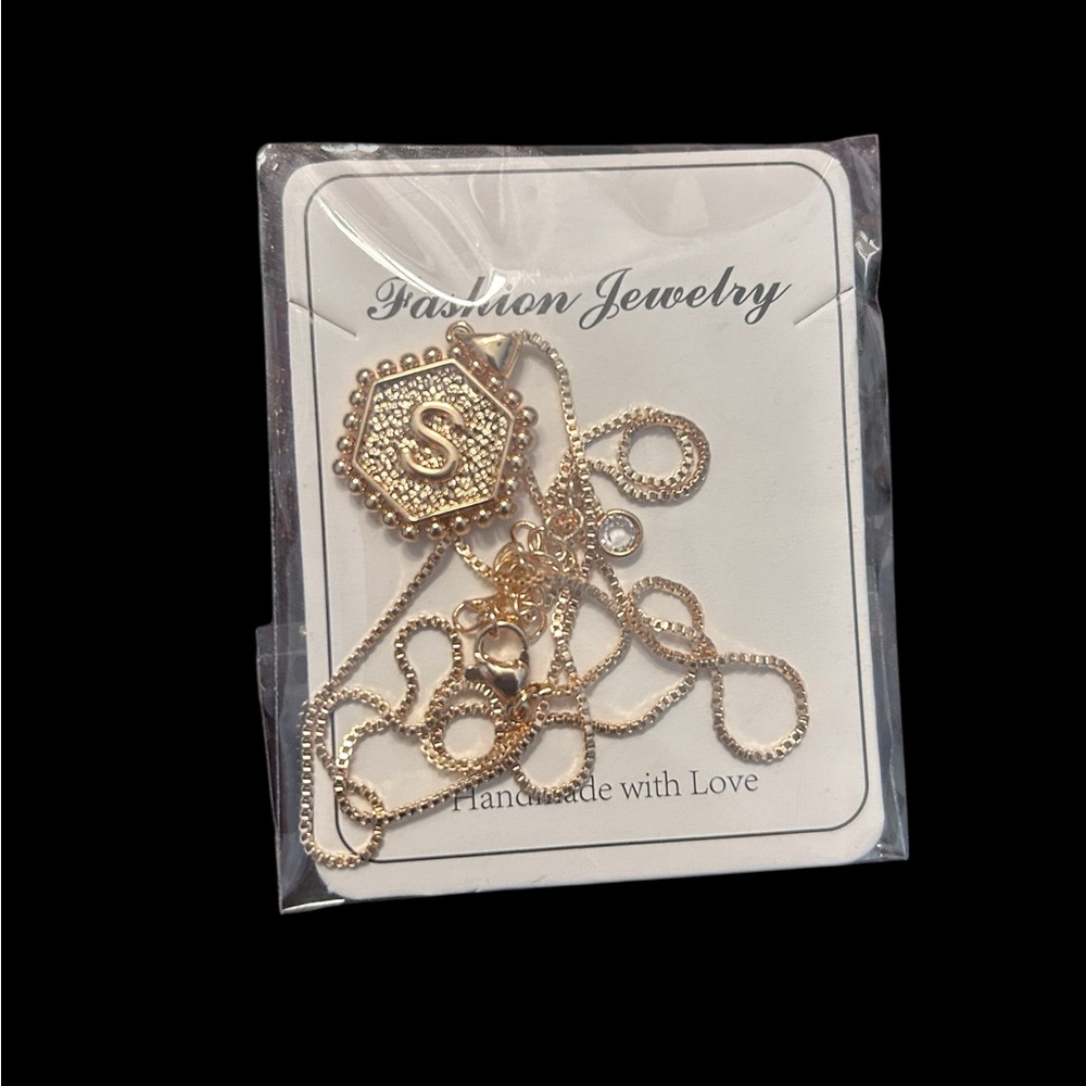 Fashion Jewelry Gold Hexagon Pendant Necklace